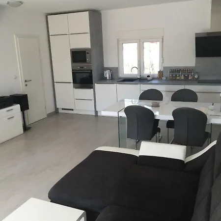 Island **** Villa *