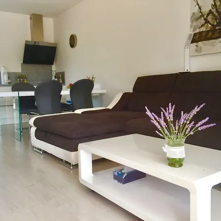 Island **** Villa *